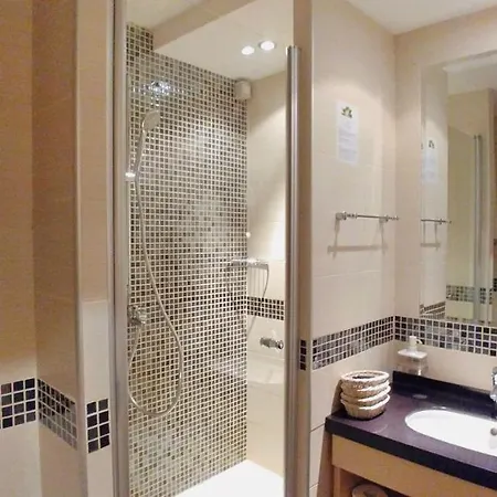 Angella Kop Konaci Копаоник