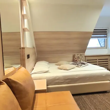 Angella Kop Konaci Apartment