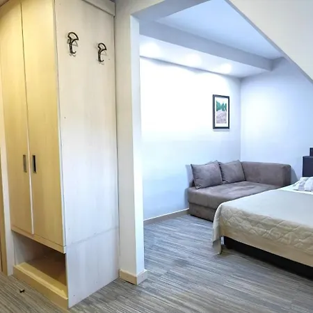 Angella Kop Konaci Apartment *
